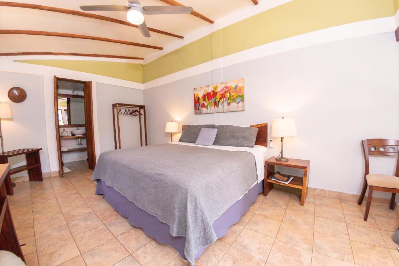 Xalli Beach Hotel Altagracia Kültér fotó