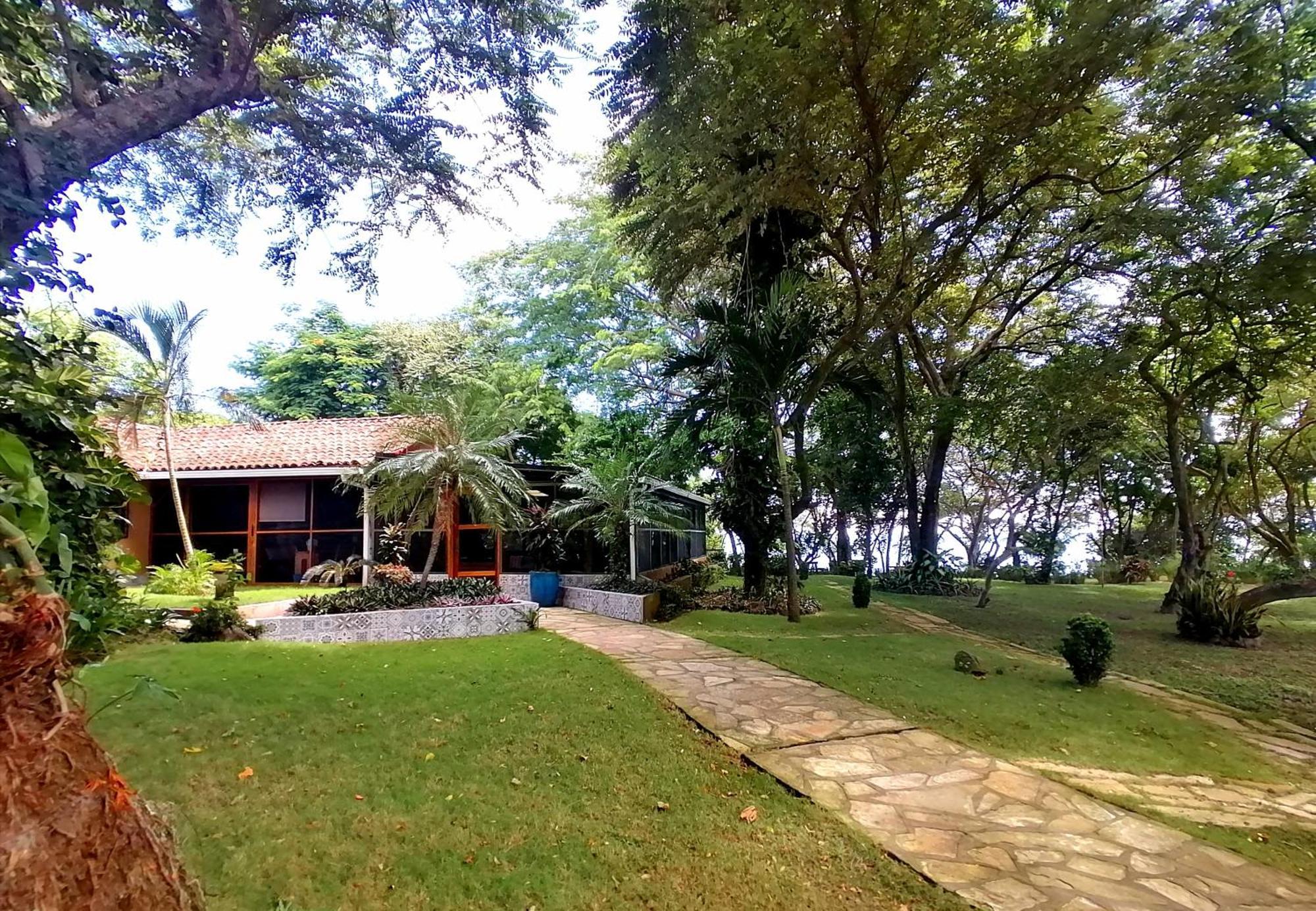 Xalli Beach Hotel Altagracia Kültér fotó